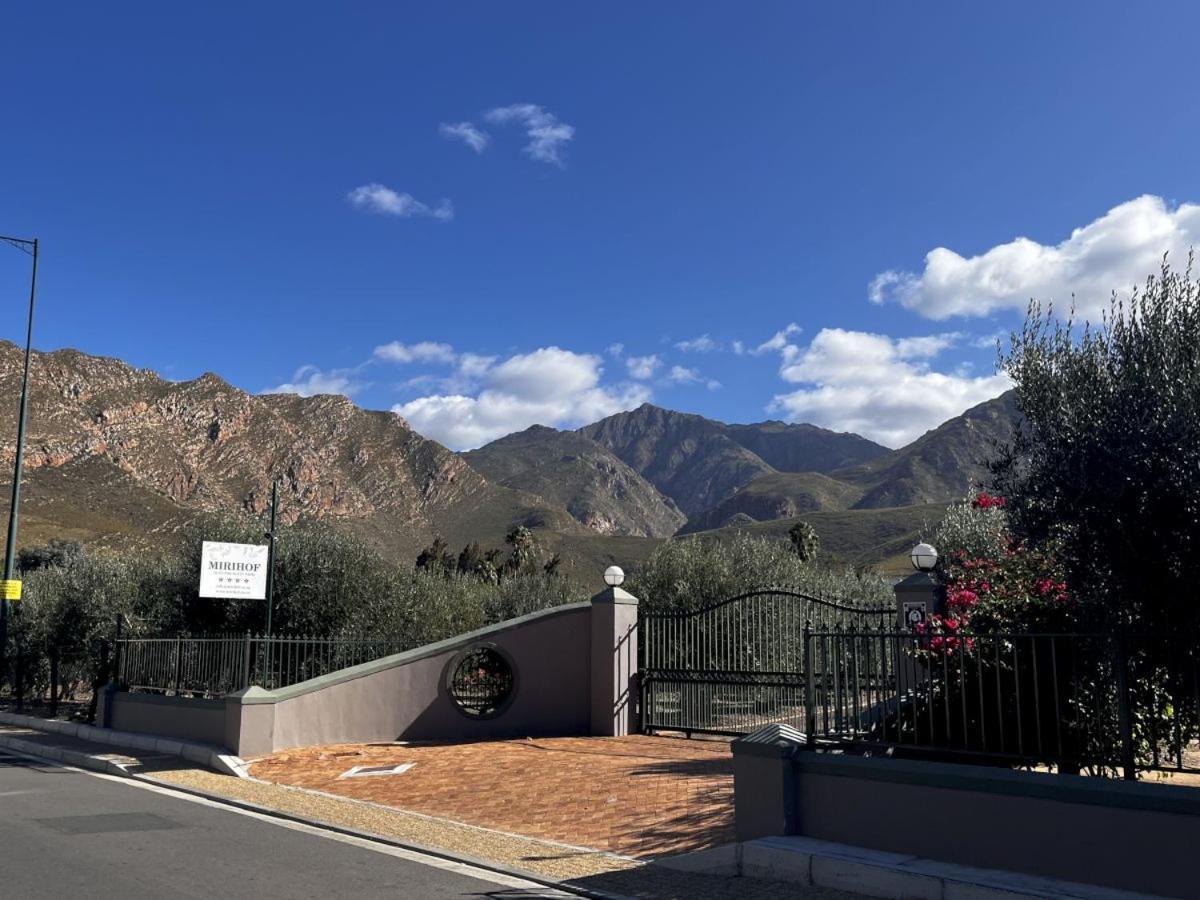 Hotel Mirihof Retreat And Olive Estate Montagu Esterno foto